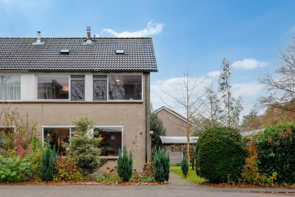 Hoogeveen – Buizerdlaan 2