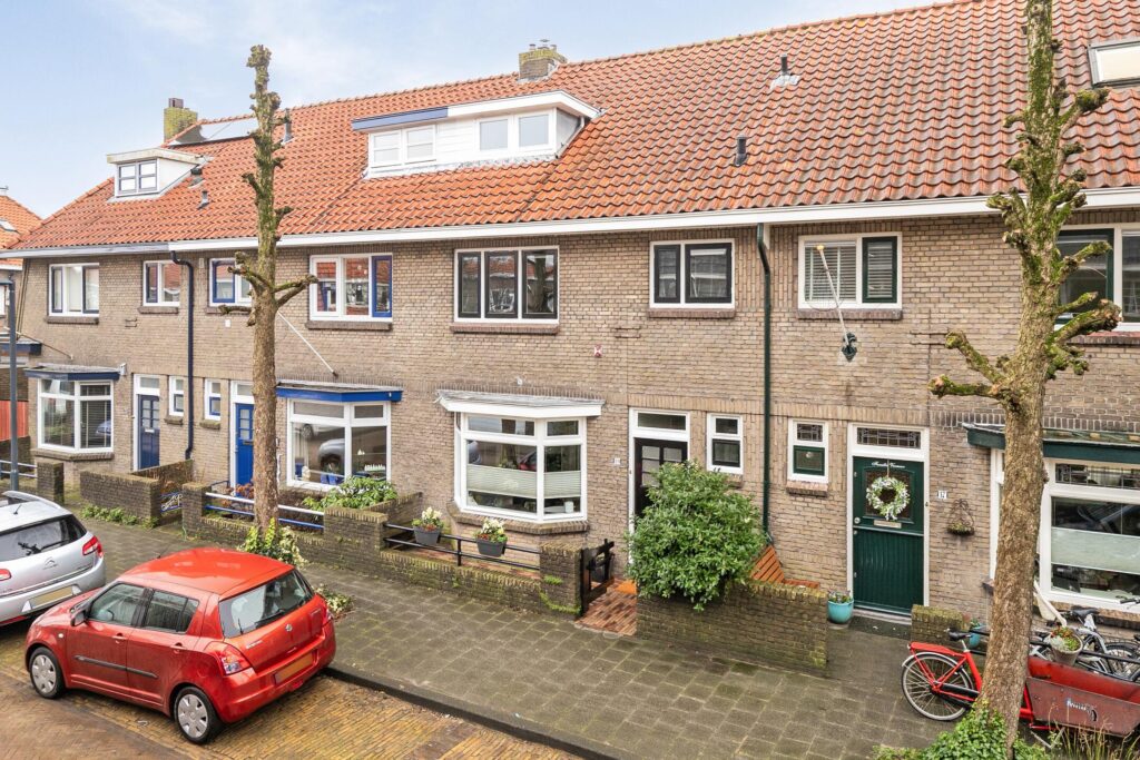 Kampen – Emmastraat 19