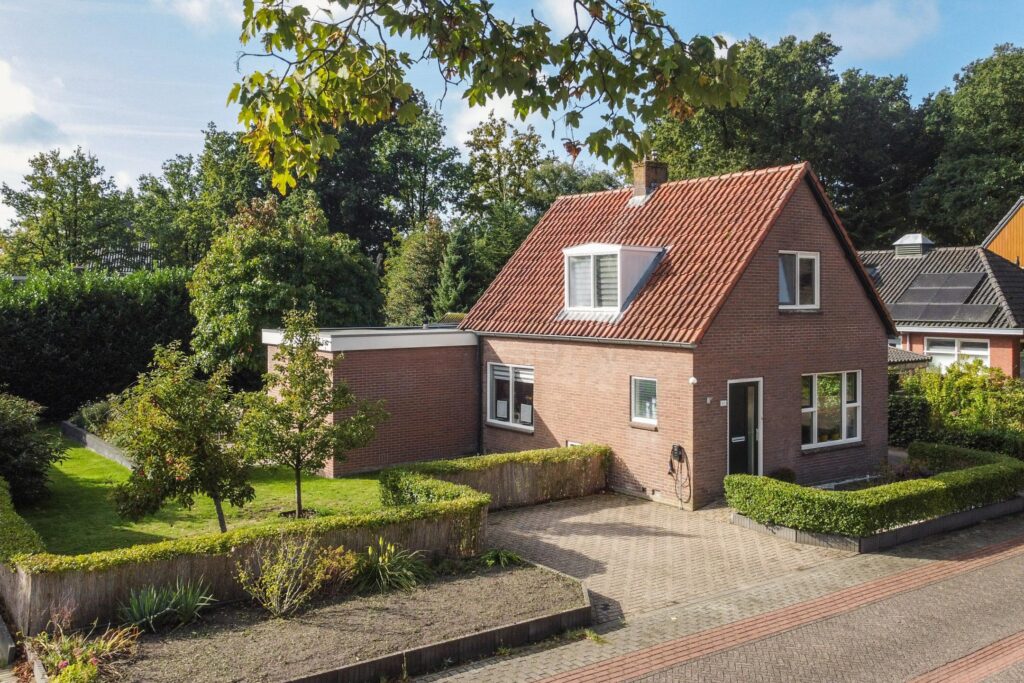 Oosterwolde – Weemeweg 41