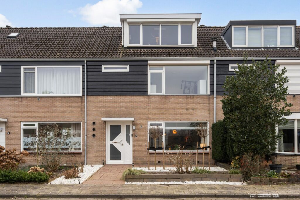 Hoogeveen – De Plevier 2-a