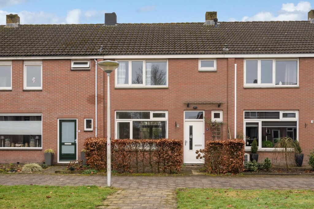 Hoogeveen – Canopus 6